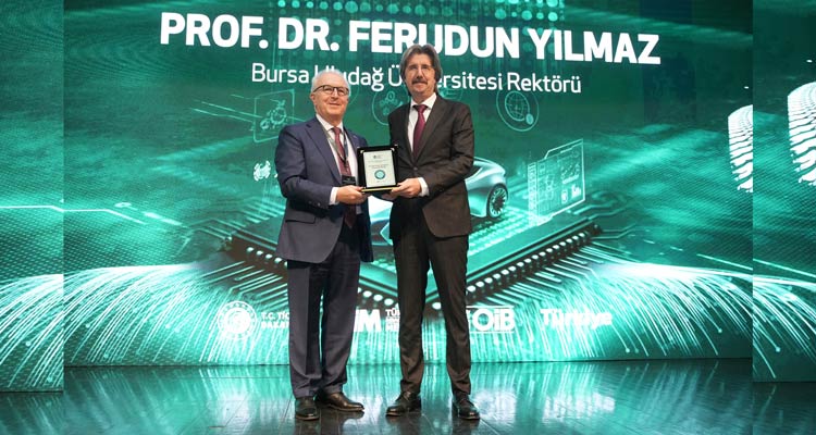 Gelenek Bozulmadı: BUÜ, Otomotivin Geleceği Tasarım Yarışması’nda Yine Zirvede